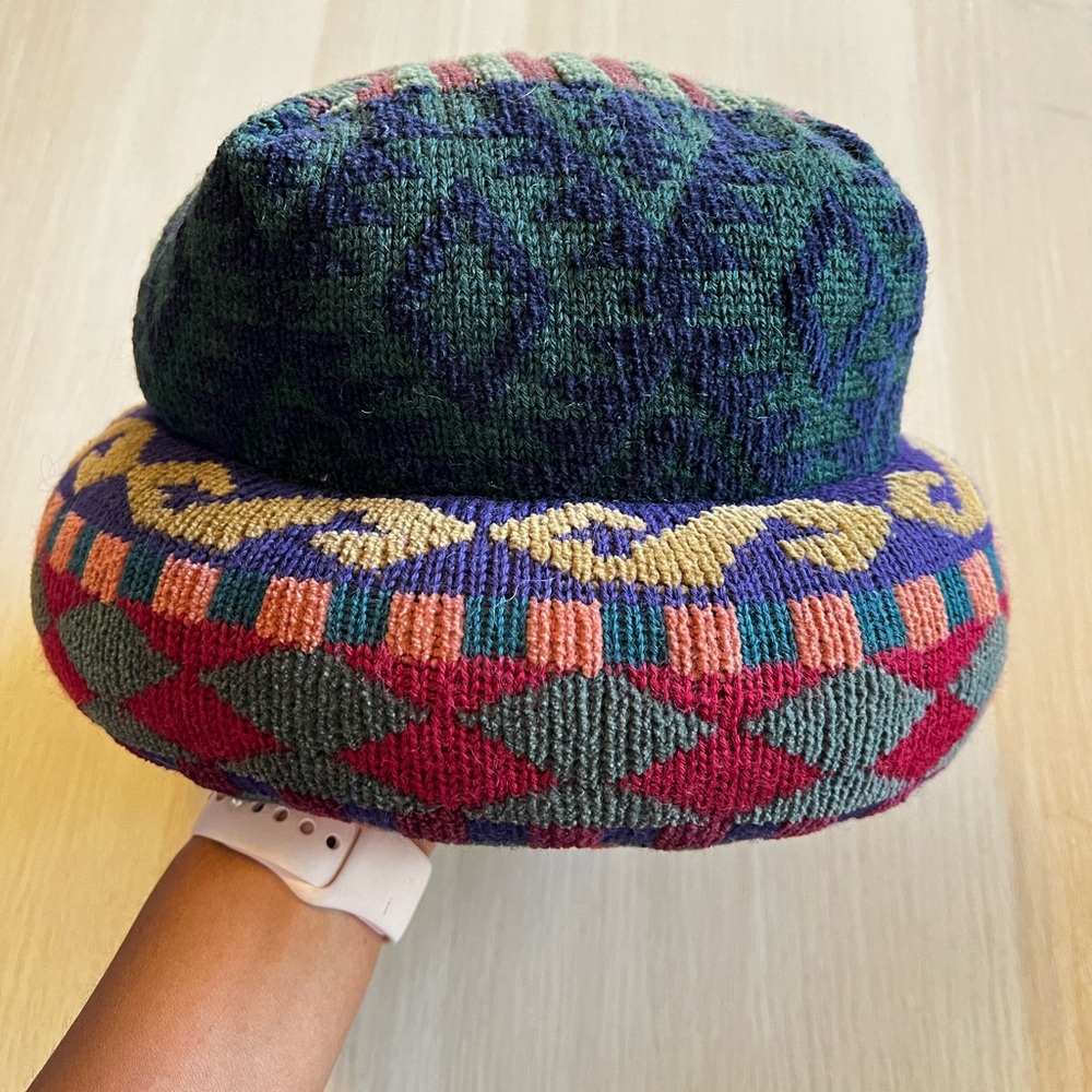 RARE!! 90’s Vintage Maggie White Unisex Multi-Color Boho Style Wool Blend Hat
